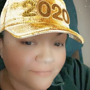 Meet your Posher, Adelina